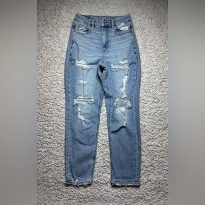 American Eagle Jeans Womens 4 Curvy mom Jean Stretch Light Wash Holes Distressed